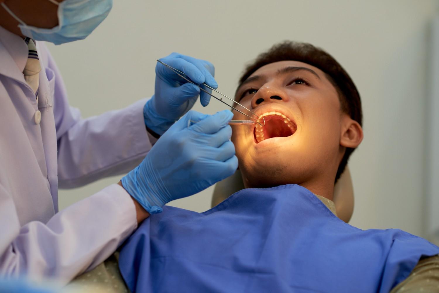 Why a Comprehensive Dental Examination Matters Before Treatment